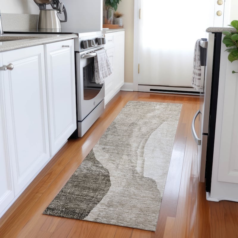Machine Washable Indoor/ Outdoor Chantille Modern Abstract Rug - Taupe - 2'3" x 7'6"