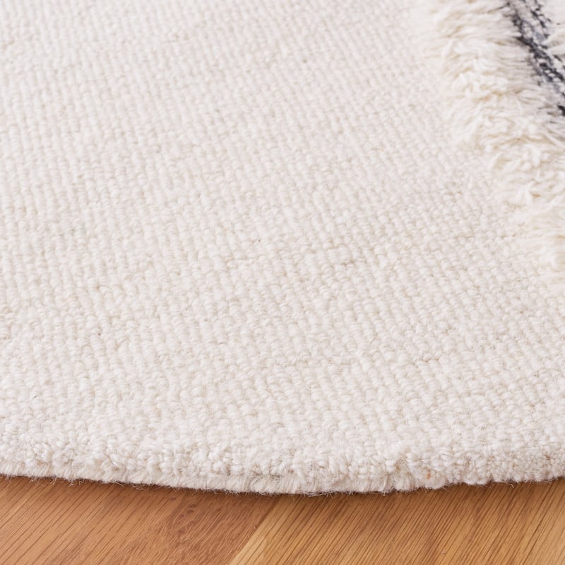 SAFAVIEH Handmade Casablanca Guenaelle Wool Rug