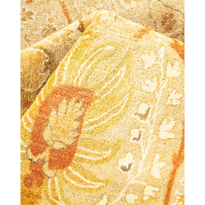 Overton Handknotted Wool Traditional Oriental Ivory Area Rug - 6' x 9'