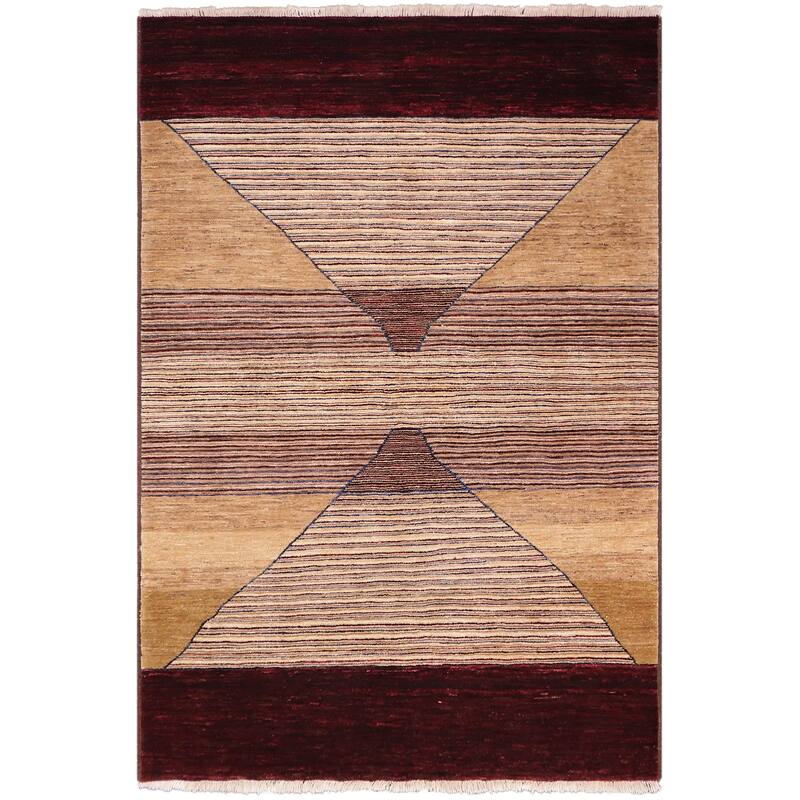 Chic hourglass Echo Gabbeh Hand Knotted Wool Area Rug - 4'11'' x 7'1''