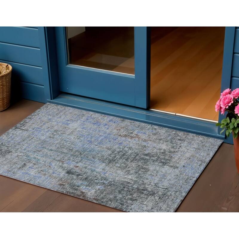 HomeRoots Abstract Transitional Rectangle Outdoor Rug - 3' x 5'
