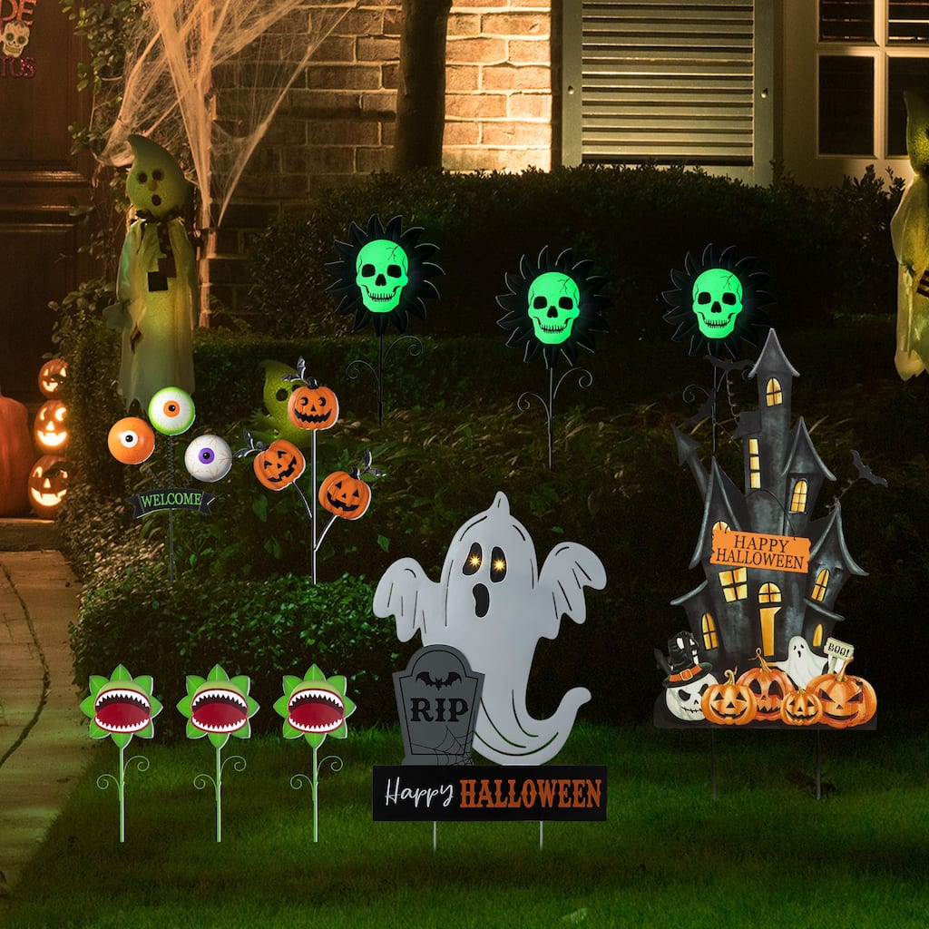 Glitzhome Halloween LED Ghost Cat Pumpkin Nutcracker Yard Stakes Standing Sign Hanging Decor