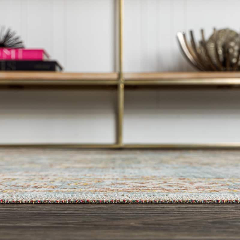 JONATHAN Y Lila Floral Medallion Area Rug