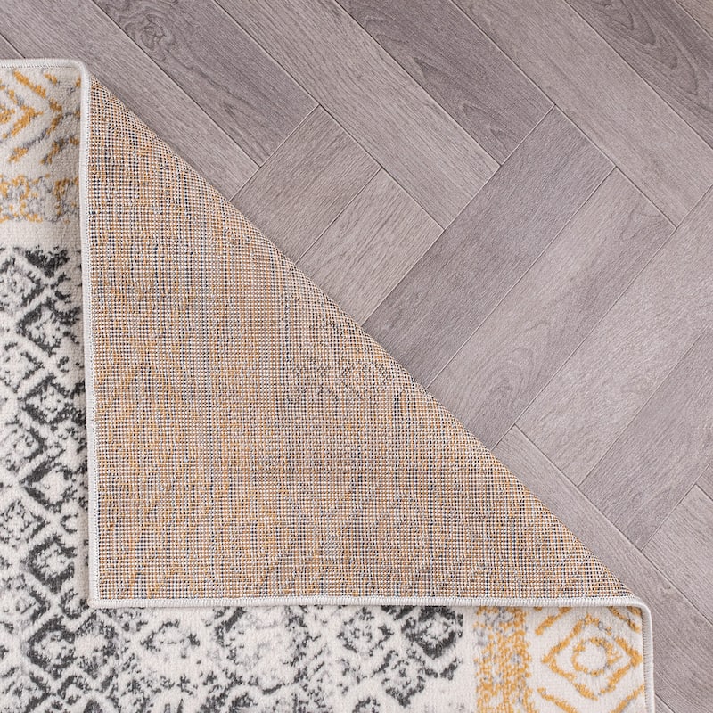 World Rug Gallery Distressed Bohemian Border Area Rug