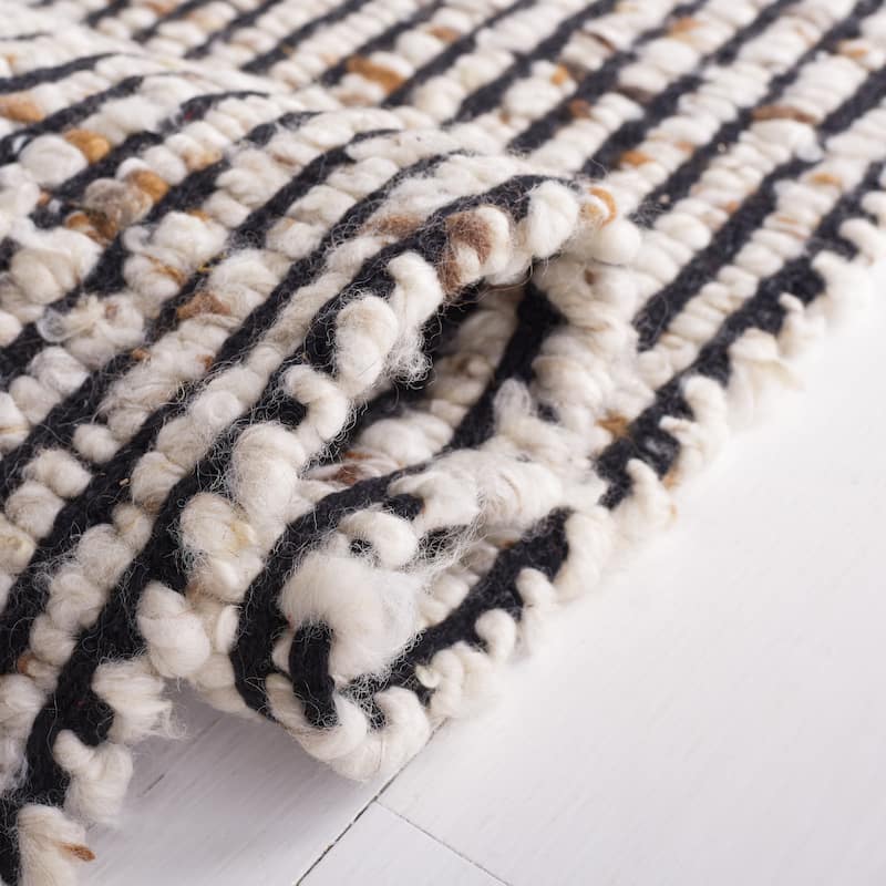SAFAVIEH Handmade Natura Suzannah Wool & Jute Rug