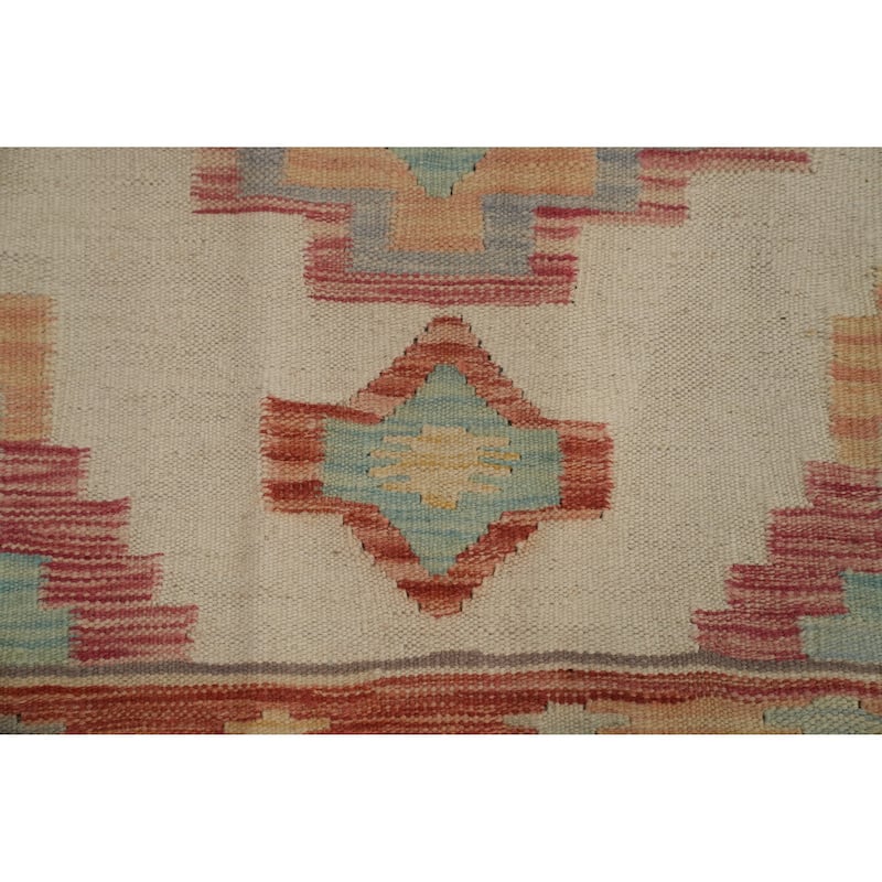 Hand Woven Southwestern Wool Multi-Colored Geometric Area Rug - 6' 0'' X 4' 2''