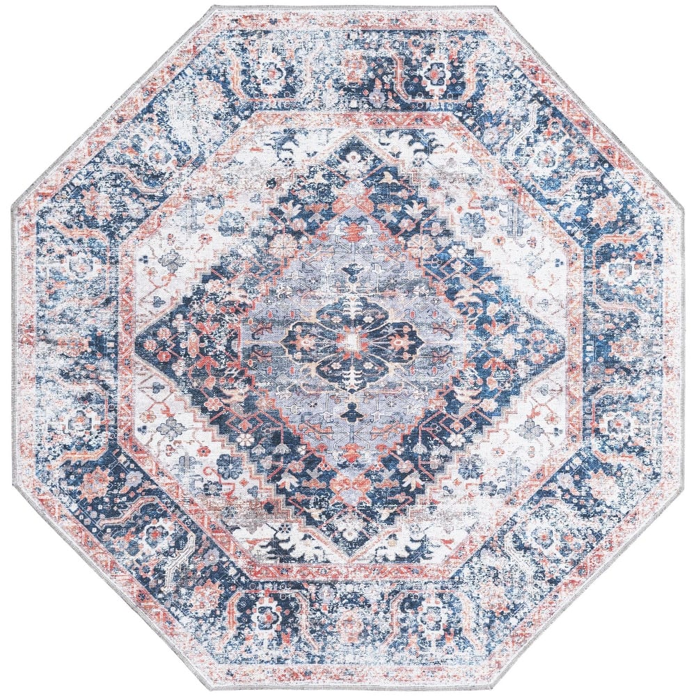 Traditional Tira Collection Area Rug