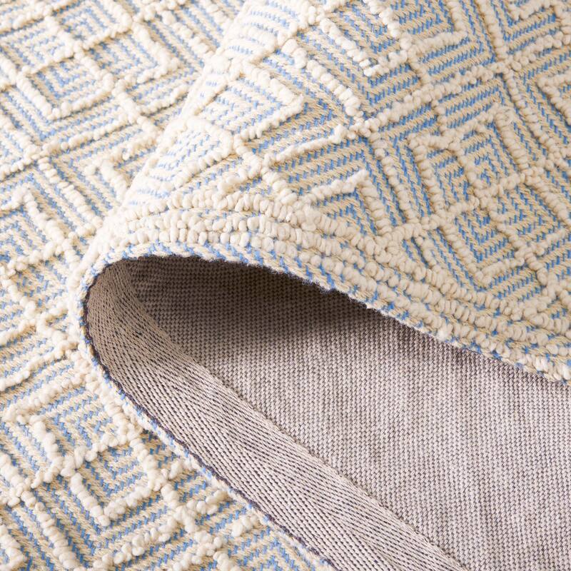 Martha Stewart by SAFAVIEH, Handmade Crocifissa Wool Rug