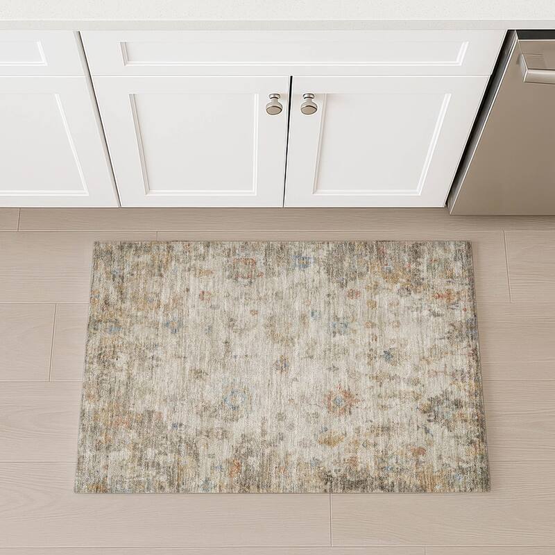 Machine Washable Indoor/ Outdoor Vintage Traditional Chantille Rug