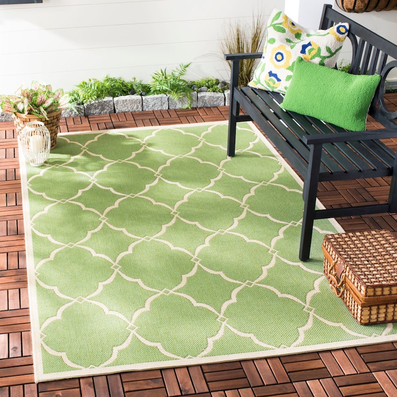 SAFAVIEH Beach House Caetana Indoor /Outdoor Waterproof Patio Backyard Rug