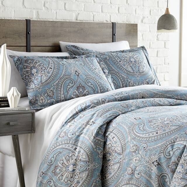 Vilano Plush All Seasons Pure Melody Paisley Down Alternative 3-piece Comforter