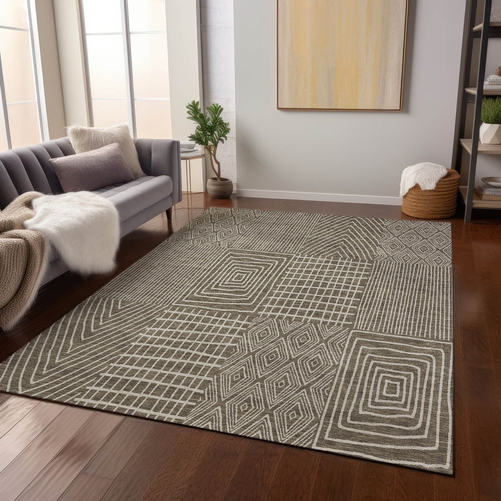 Machine Washable Indoor/ Outdoor Geo Patchwork Chantille Rug