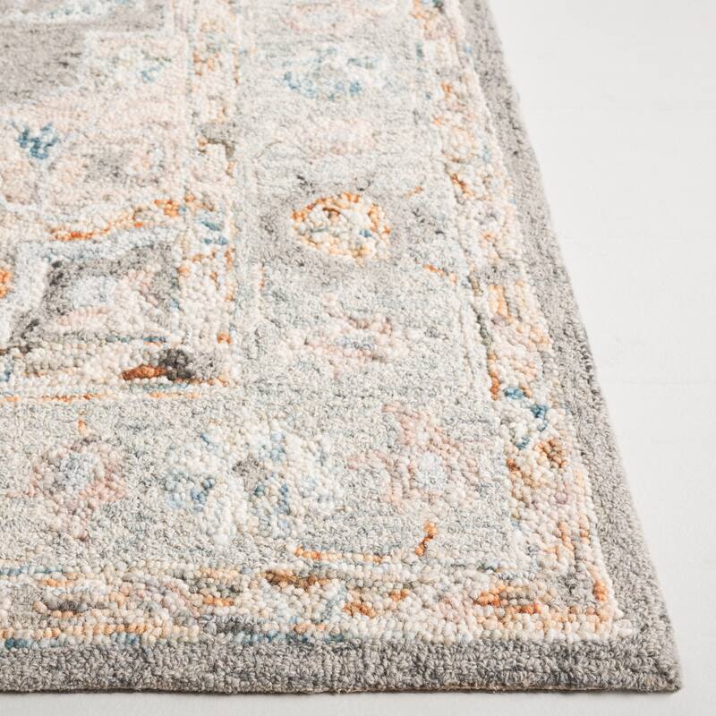 SAFAVIEH Handmade Anatolia Karolina Traditional Wool Rug