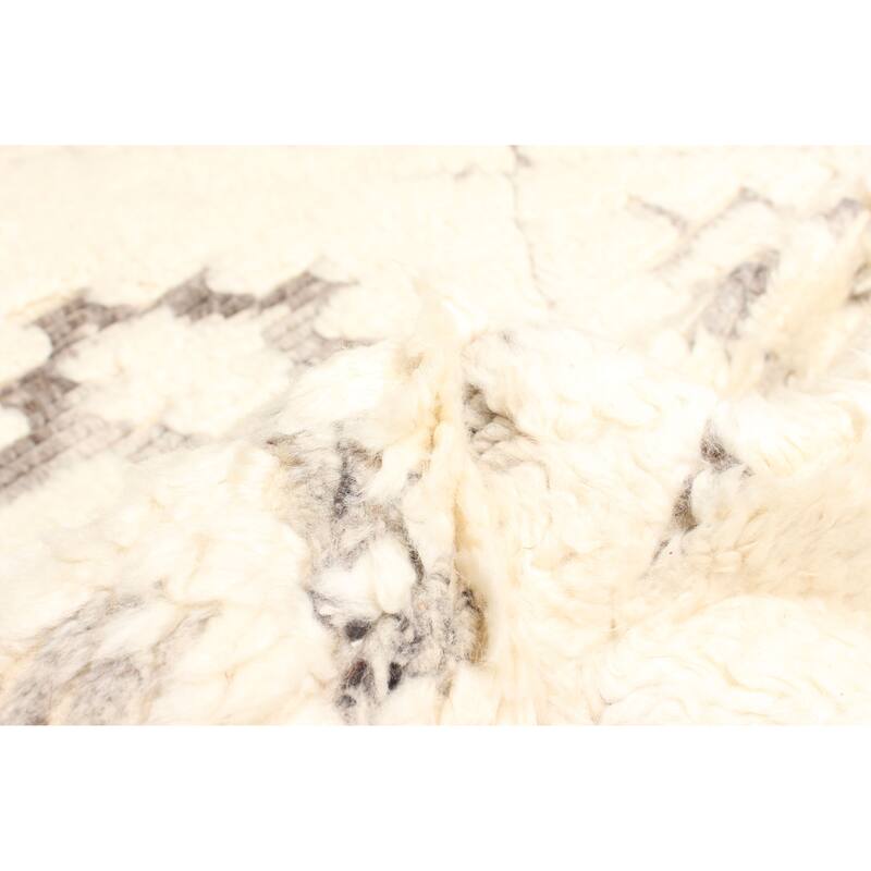 ECARPETGALLERY Hand-knotted Tangier Cream Wool Rug - 5'6 x 7'6