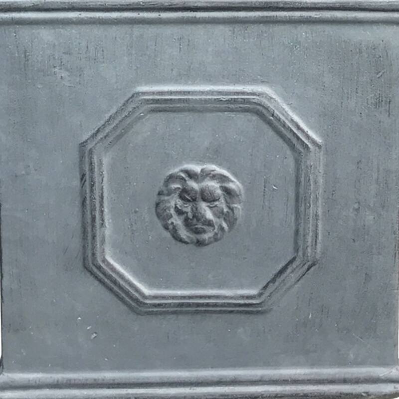 DurX-litecrete Lightweight Concrete Lion Head Square Antique Rust Color Planter Small - 10.24'x10.24'x10.24'
