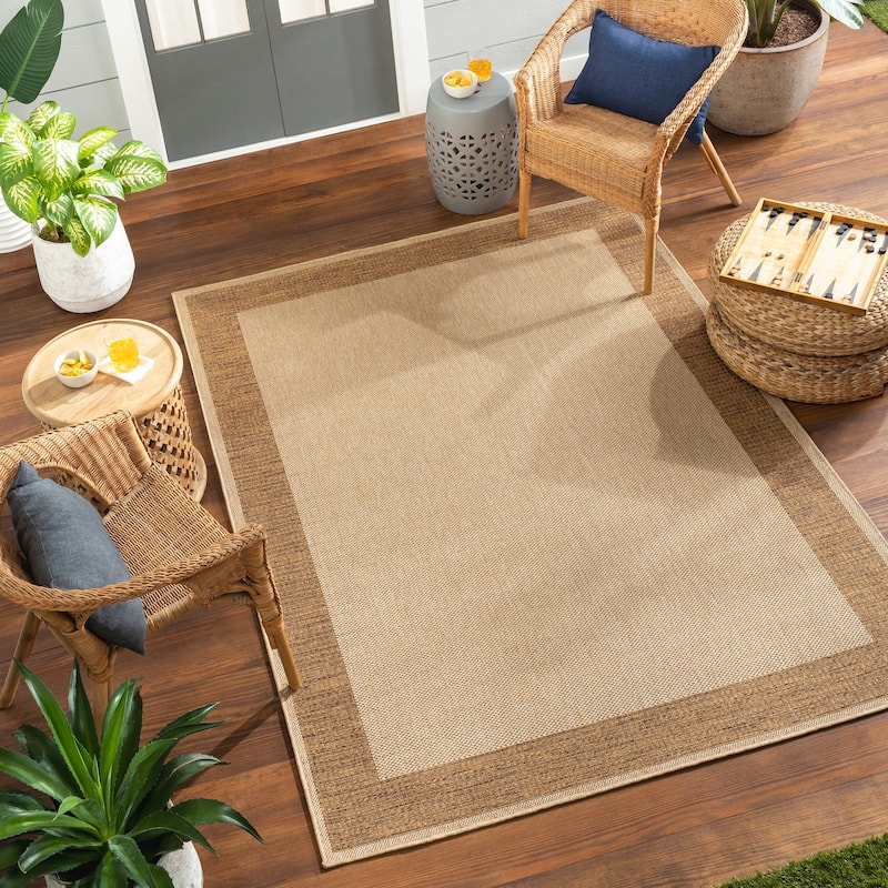 Livabliss Pismo Indoor/ Outdoor Simple Border Area Rug - 6'7" x 9'