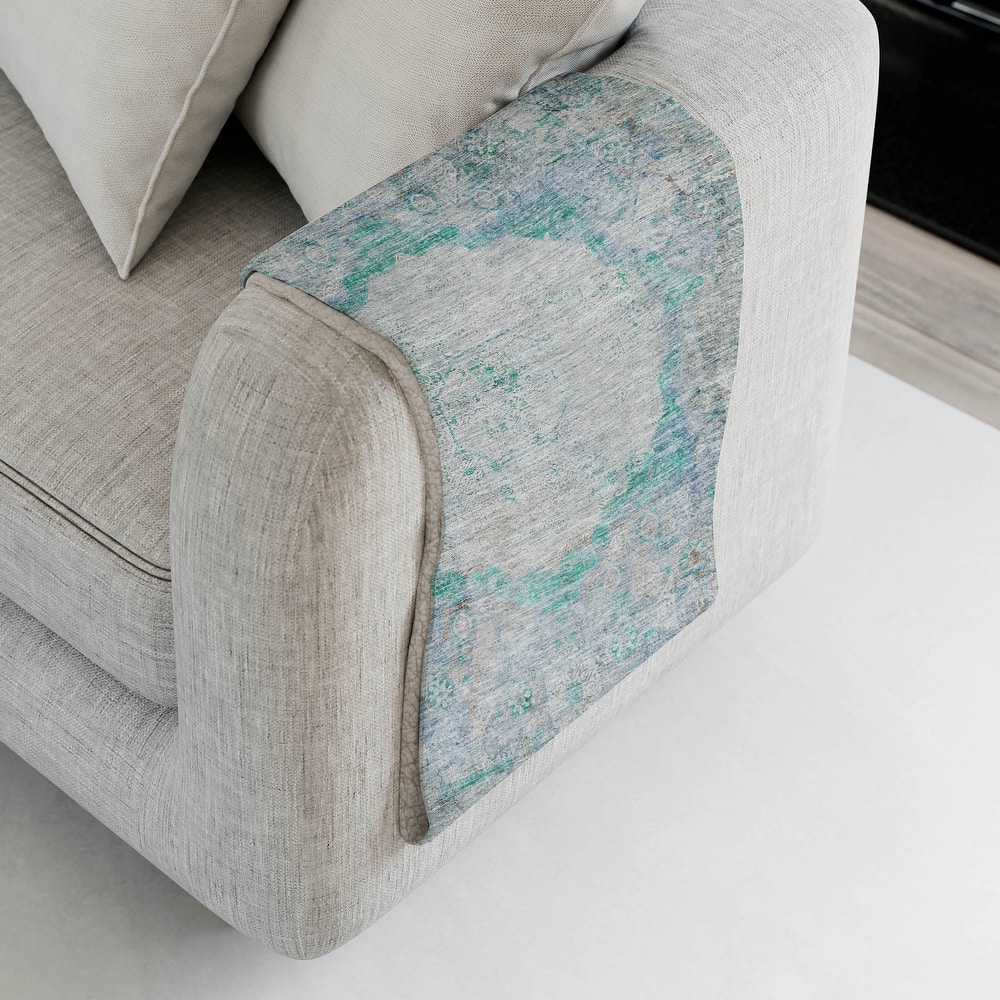 Premium Machine Washable Vintage Medallion Sherpa Throw Blanket