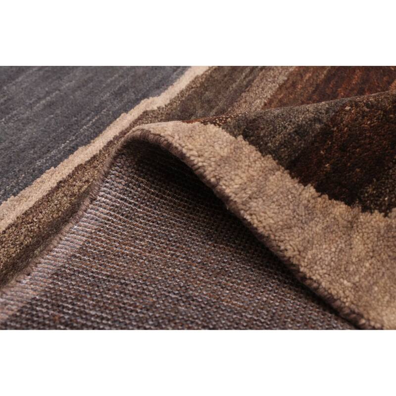ECARPETGALLERY Hand-knotted Pak Finest Gabbeh Taupe Wool Rug - 4'11 x 6'10