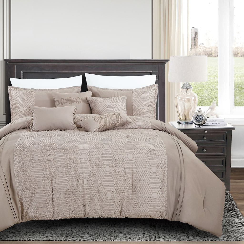 Hausis Luxury 7 Piece Comforter set
