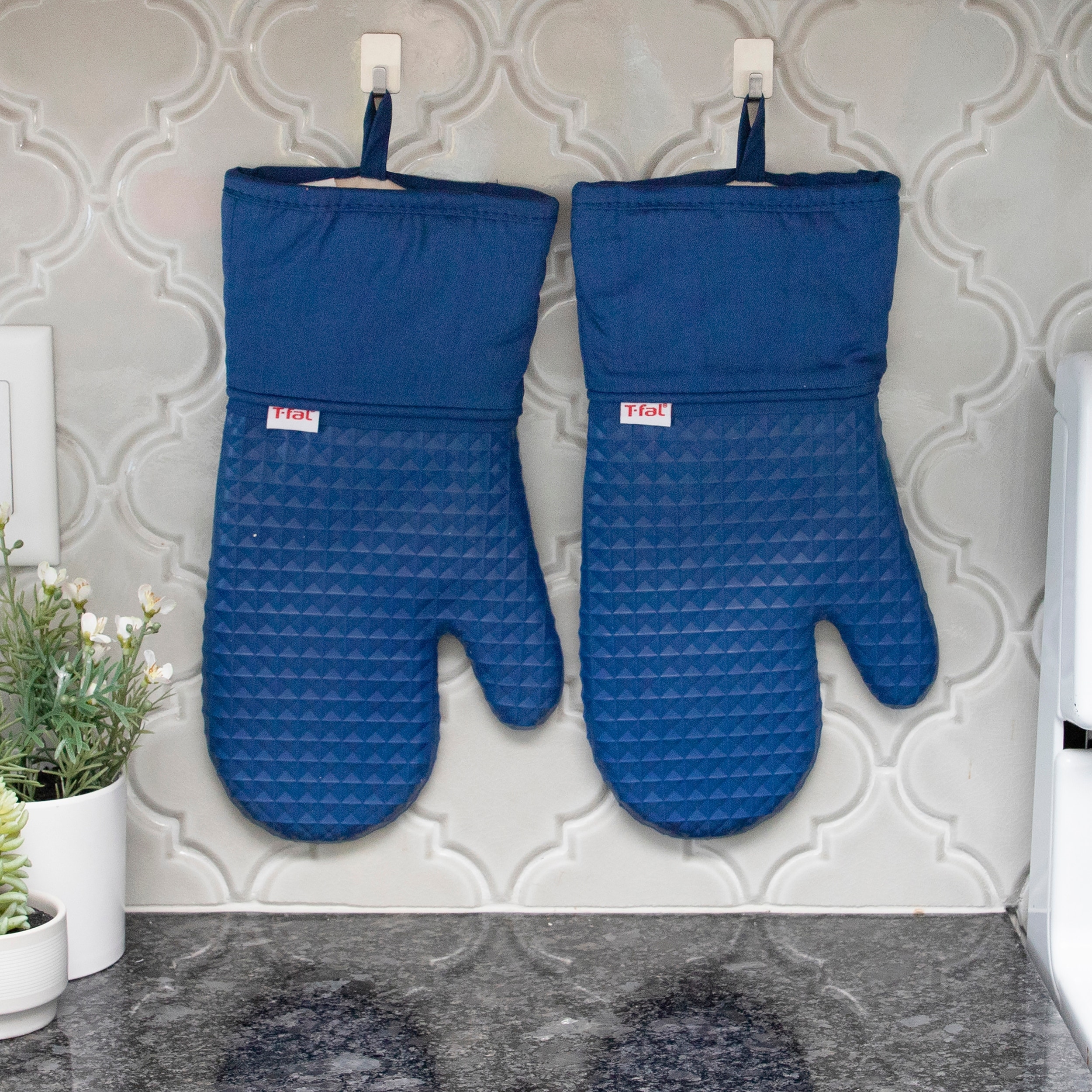 Food52 Quilted Oven Mitts, Linen & Cotton, Set of 2, 3 Colors on