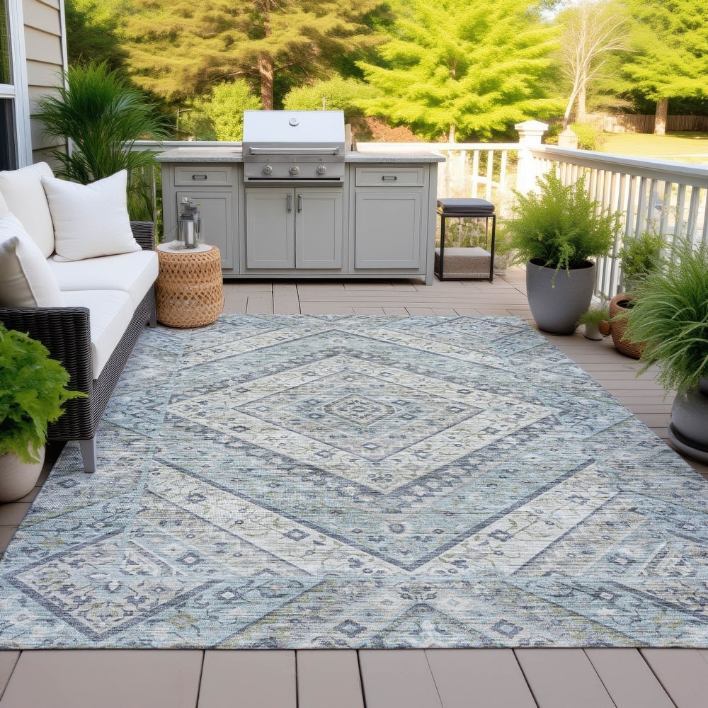 Machine Washable Indoor/Outdoor Traditional Ali Chantille Rug