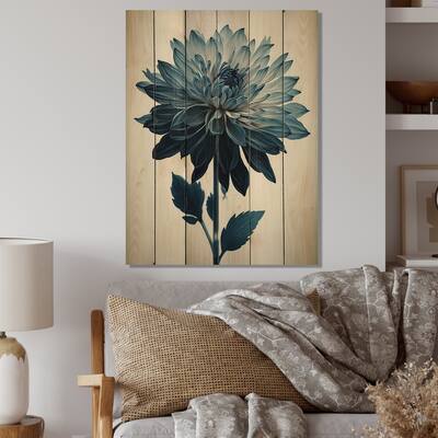 Designart 'Hyperrealistic Blue And White Flower I' Floral Wood Wall Art - Natural Pine Wood