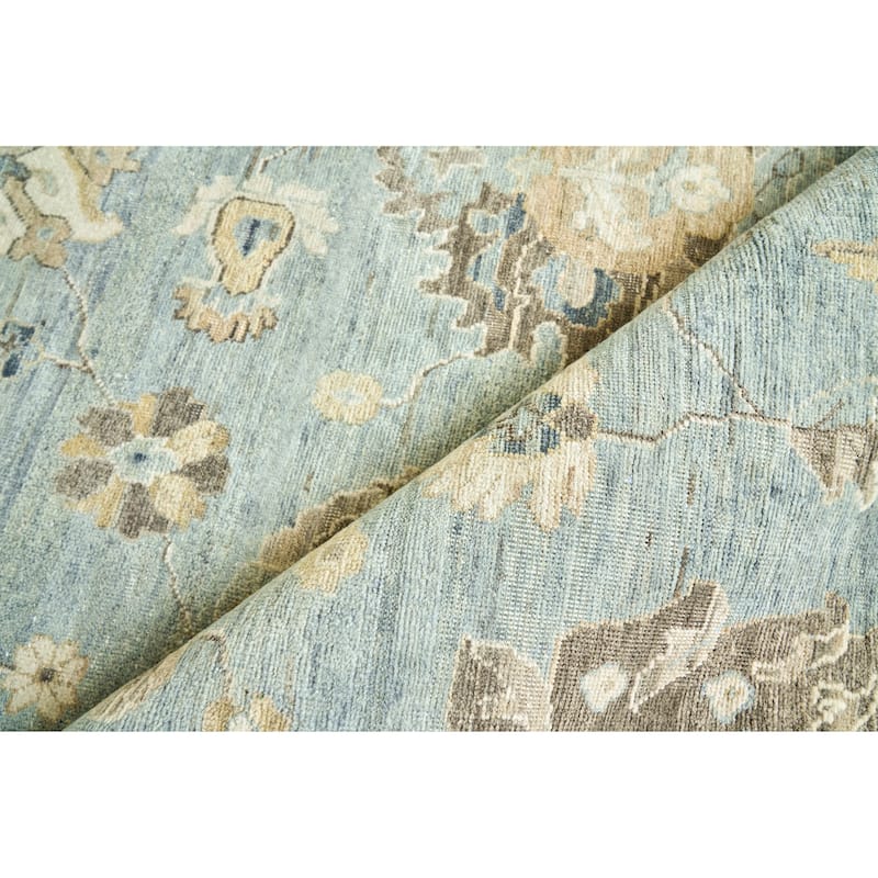 EXQUISITE RUGS Heirloom Hand-knotted New Zealand Wool Light Blue/Gold Area Rug.