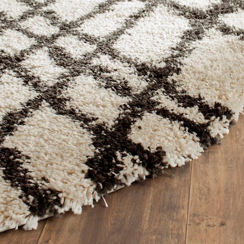 SAFAVIEH Belize Shag Nydia 2-inch Thick Rug