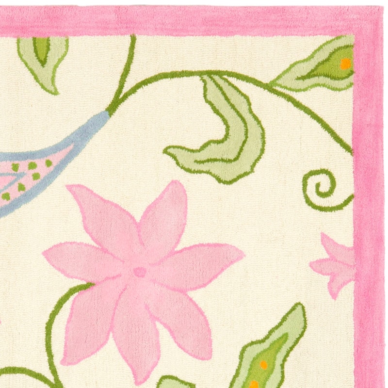 SAFAVIEH Handmade Kids Ingalill Wool Rug
