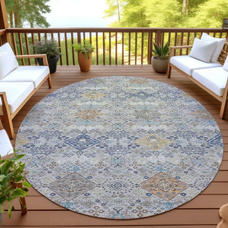 Machine Washable Indoor/ Outdoor Boho Panel Chantille Rug - Silver - 8' x 8'