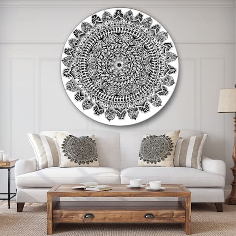 Designart 'Mandala Drawing' Traditional Metal Circle Wall Art