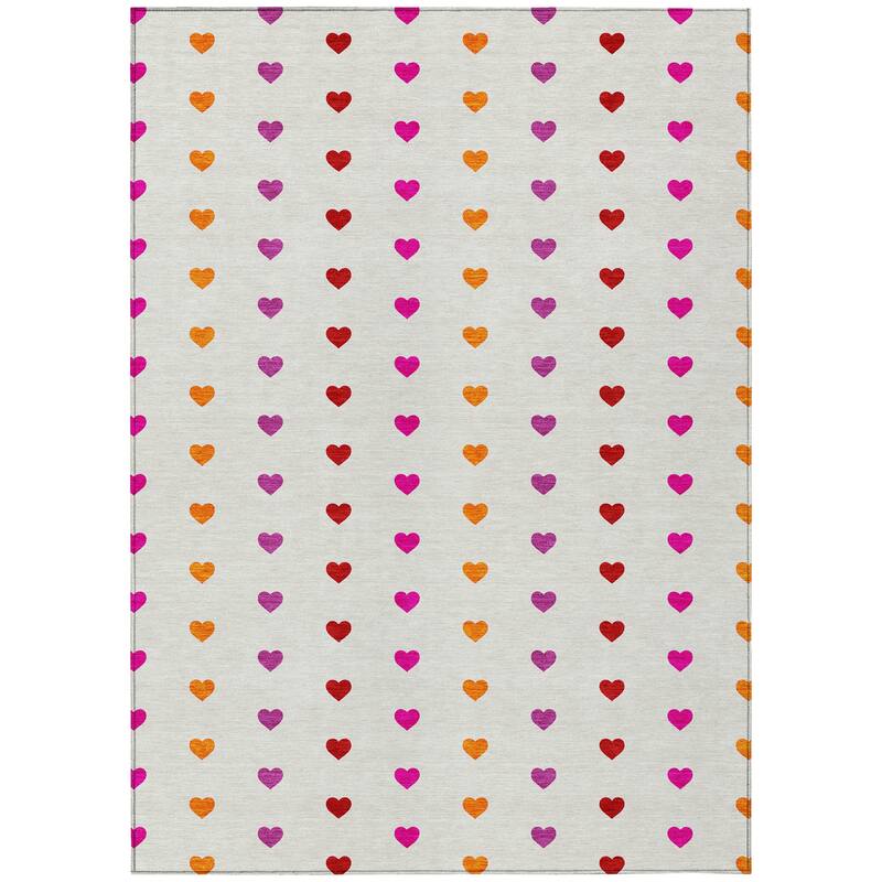 Machine Washable Indoor/ Outdoor Modern Hearts Chantille Rug