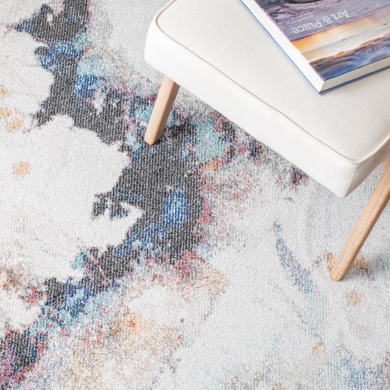SAFAVIEH Phoenix Crinela Vintage Rug
