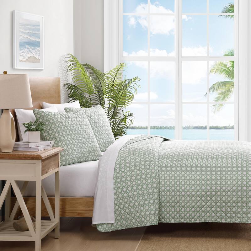 Tommy Bahama Diamond Isle Prewashed Reversible Cotton Bedding (Green, 3 Piece Set)