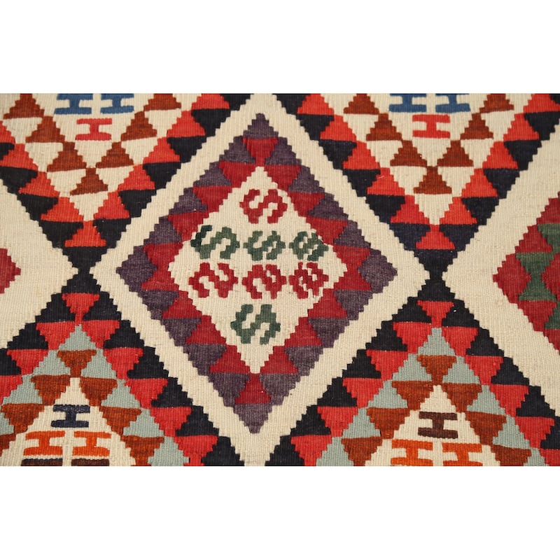 Kilim Qashqai Persian Vintage Rug Vegetable Dye Wool Carpet - 5'3"x 7'8"
