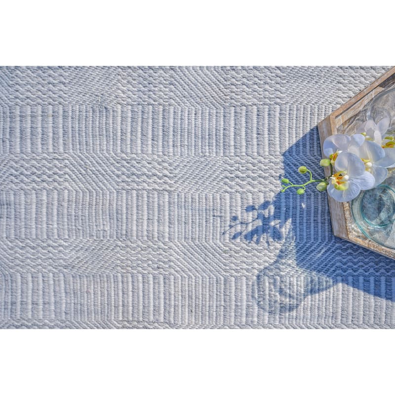 Naples Indoor/Outdoor Flatweave PET yarn Light Silver Area Rug.