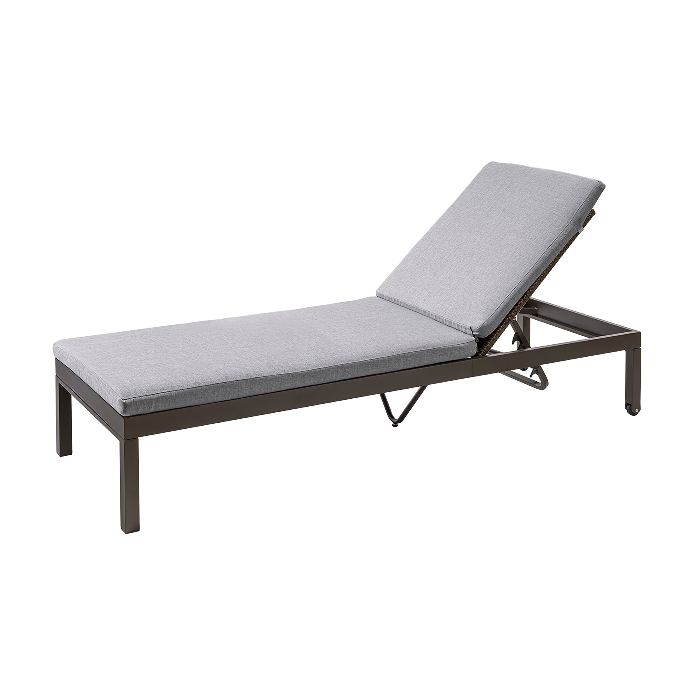 ego Illustreren inflatie Outdoor Cushioned Wicker Chaise Lounge by Pellebant - See the product  picture - Overstock - 36065467