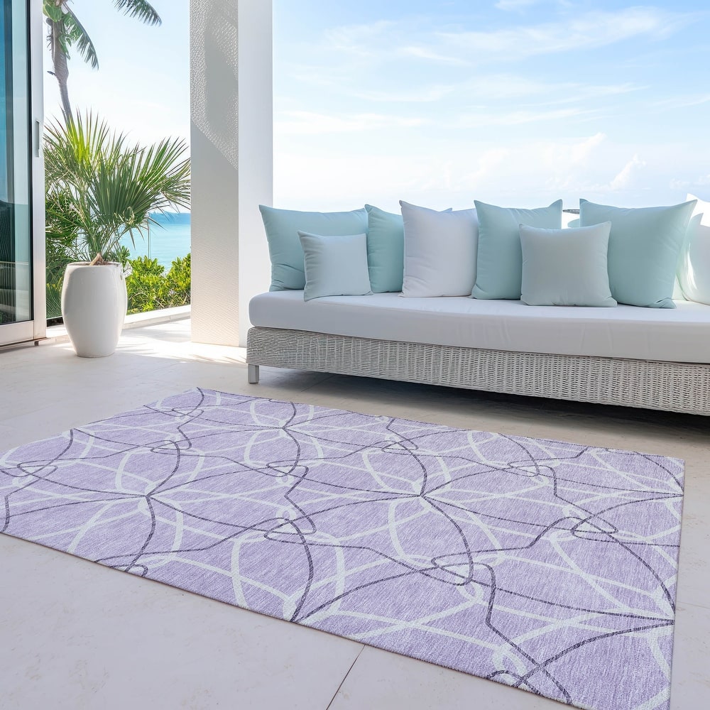 Machine Washable Indoor/ Outdoor Abstract Prism Chantille Rug