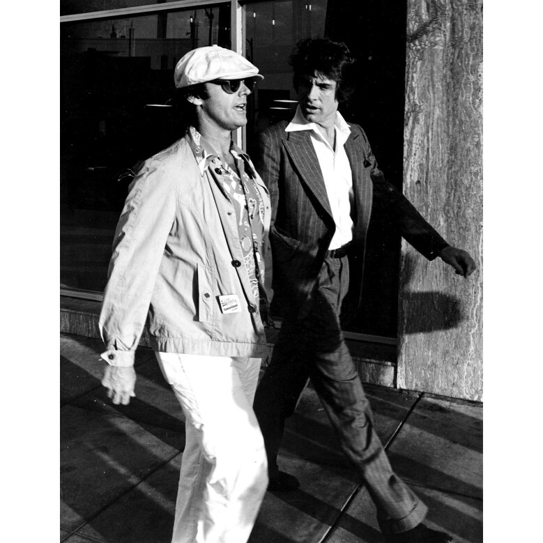 Jack Nicholson With Warren Beatty Photo Print Overstock 25395811