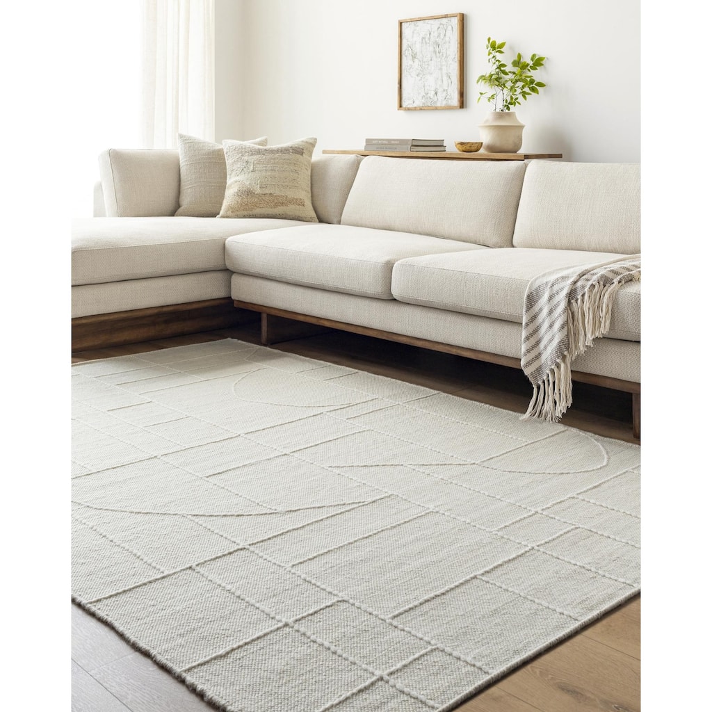 Giovani Casual Solid Color Wool Area Rug