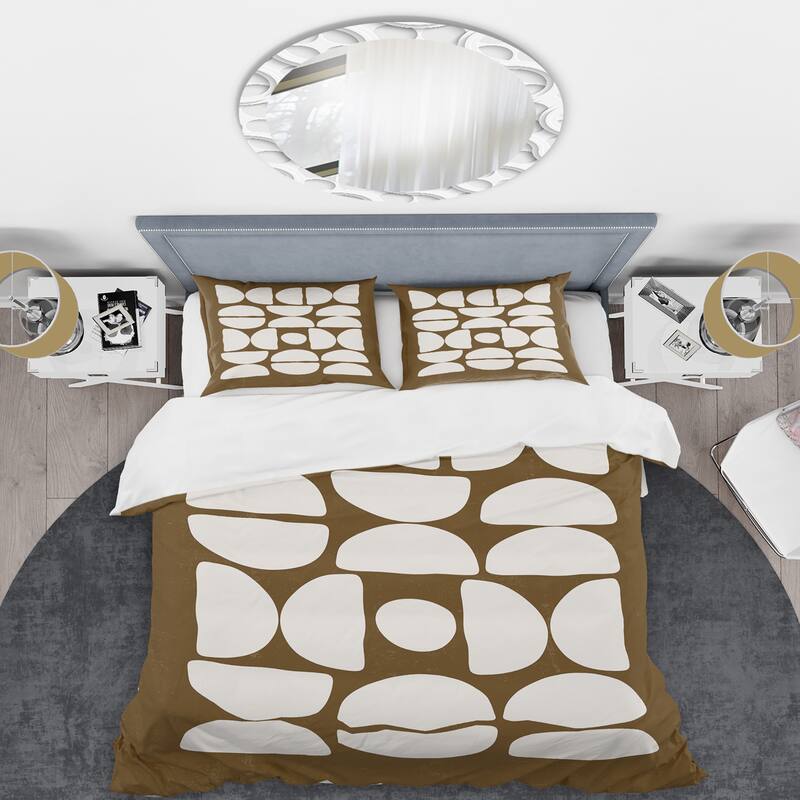 Designart 'Abstract Composition of Minimal Half Moons' Modern Duvet Cover Set
