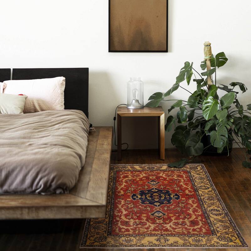 ECARPETGALLERY Hand-knotted Anadol Light Red Wool Rug - 4'7 x 6'5