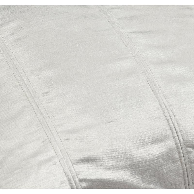 Kosas Home Viva Velvet 20" x 20" Throw Pillows