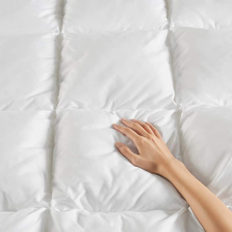 Madison Park Stay Puffed Overfilled Down Alternative Comforter