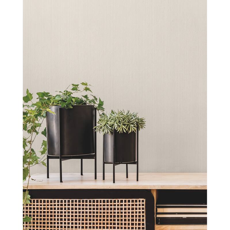 Warner Warren Eggshell Striated Wallpaper