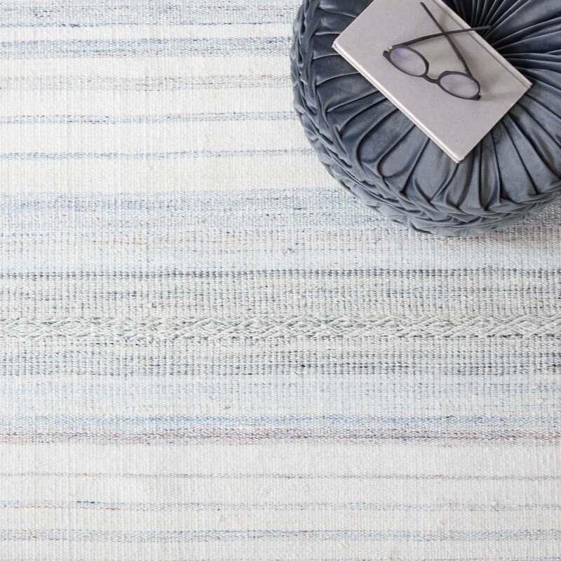 SAFAVIEH Handmade Kilim Rokhaya Transitional Rug