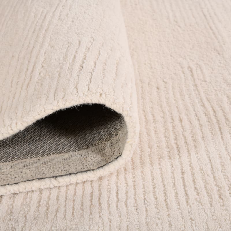 Mohave Ivory Abstract Hand-Hooked Area Rug 2' x 3'