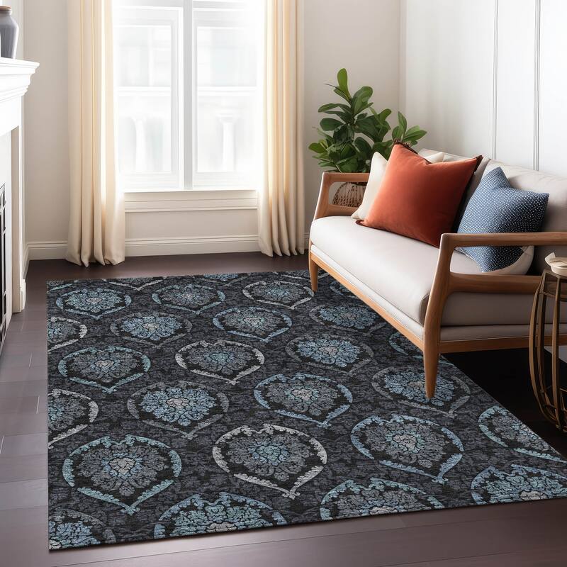 Machine Washable Indoor/ Outdoor Chantille Traditional Damask Rug