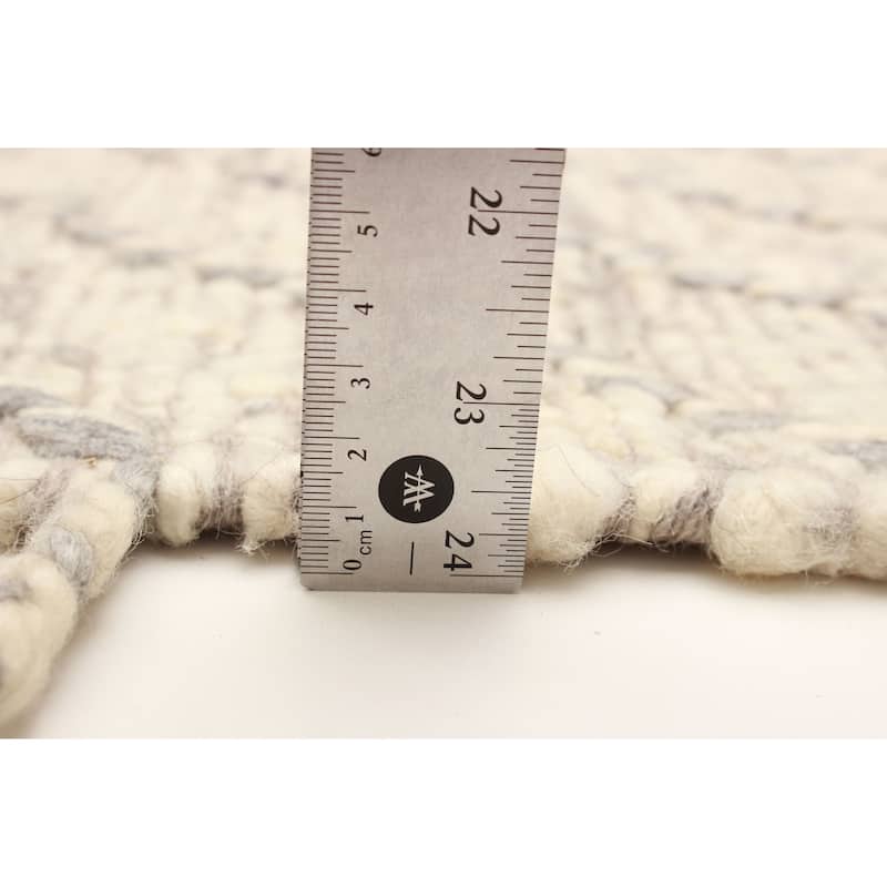 Sienna Taupe Rug 5'5" x 7'9" - 5'5 x 7'9