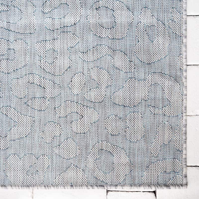 Outdoor Gallery Collection Area Rug